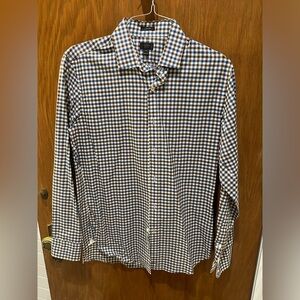 J crew men’s Ludlow plaid shirt (size medium)